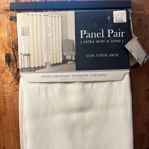 Curtains (set of 4)